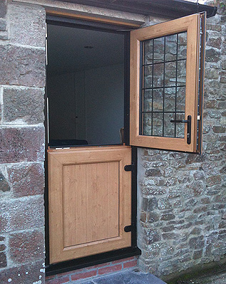 Irish Oak Door with White Combination Side Panels